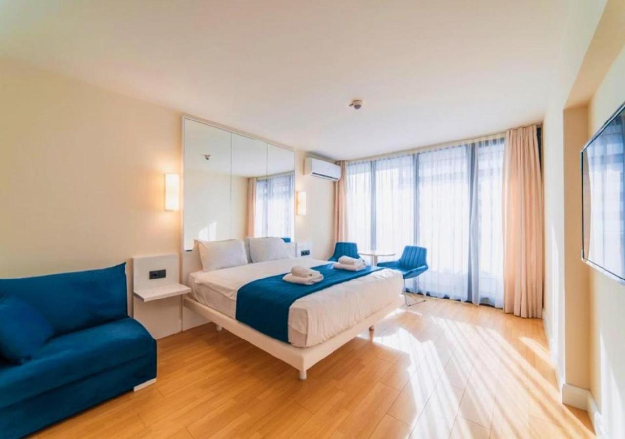 Orbi City Luxury Suite 巴统 外观 照片