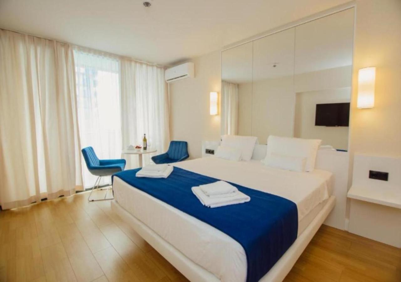 Orbi City Luxury Suite 巴统 外观 照片
