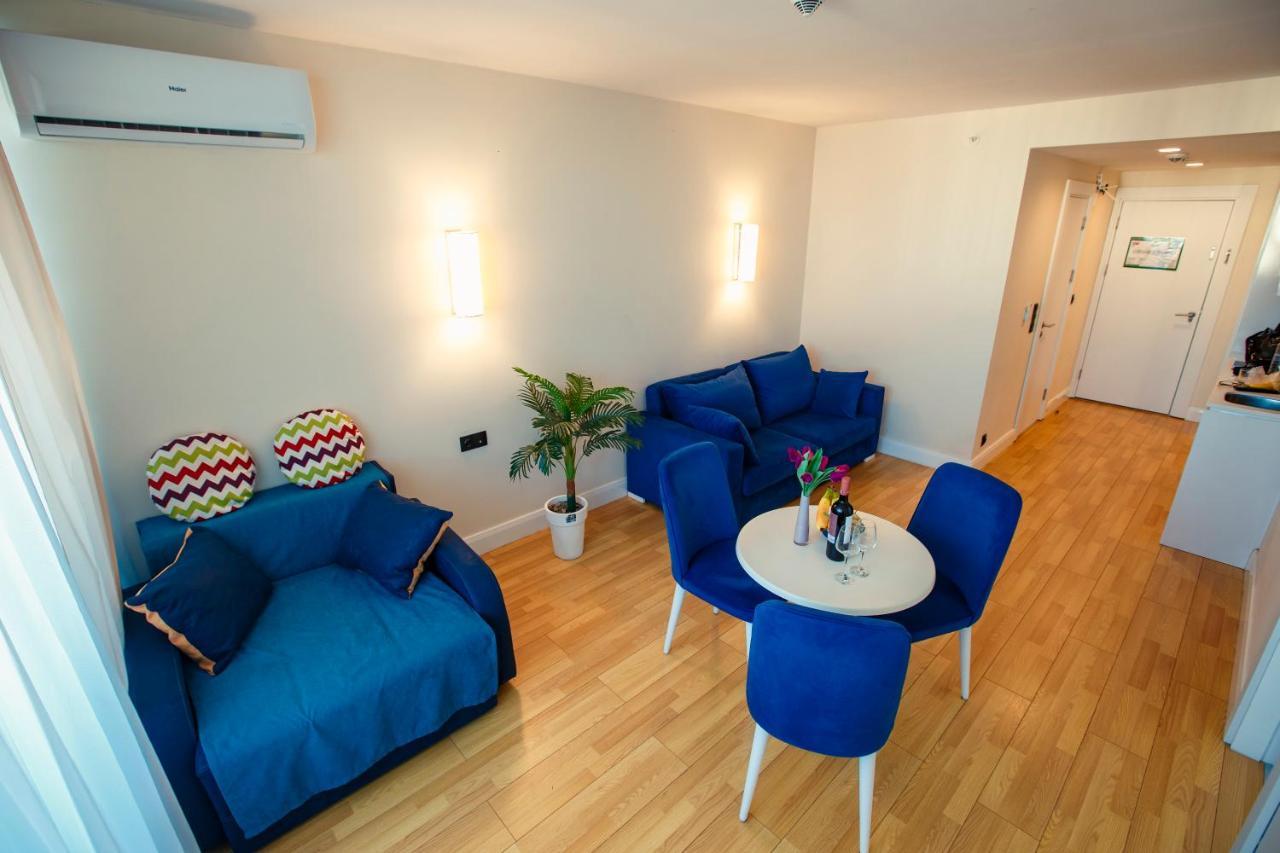 Orbi City Luxury Suite 巴统 外观 照片