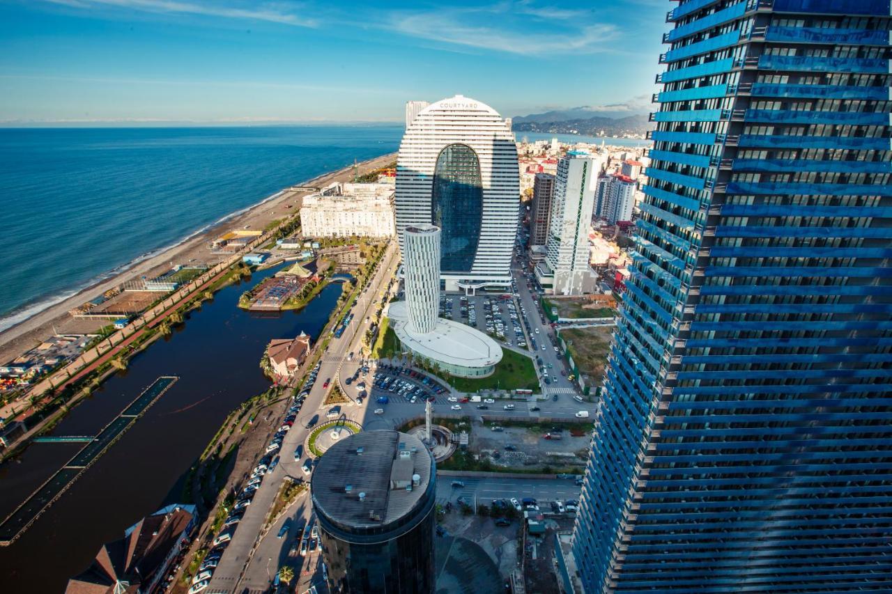 Orbi City Luxury Suite 巴统 外观 照片