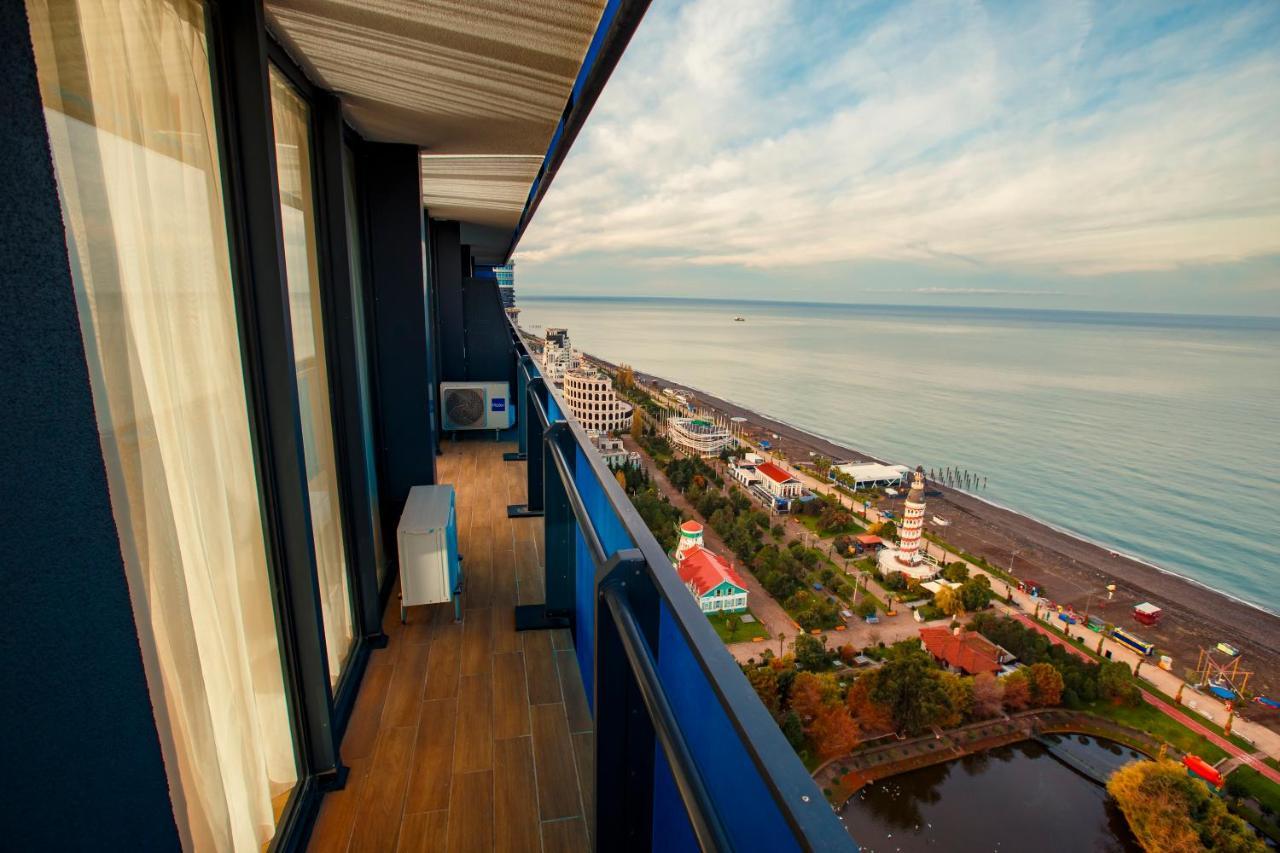Orbi City Luxury Suite 巴统 外观 照片