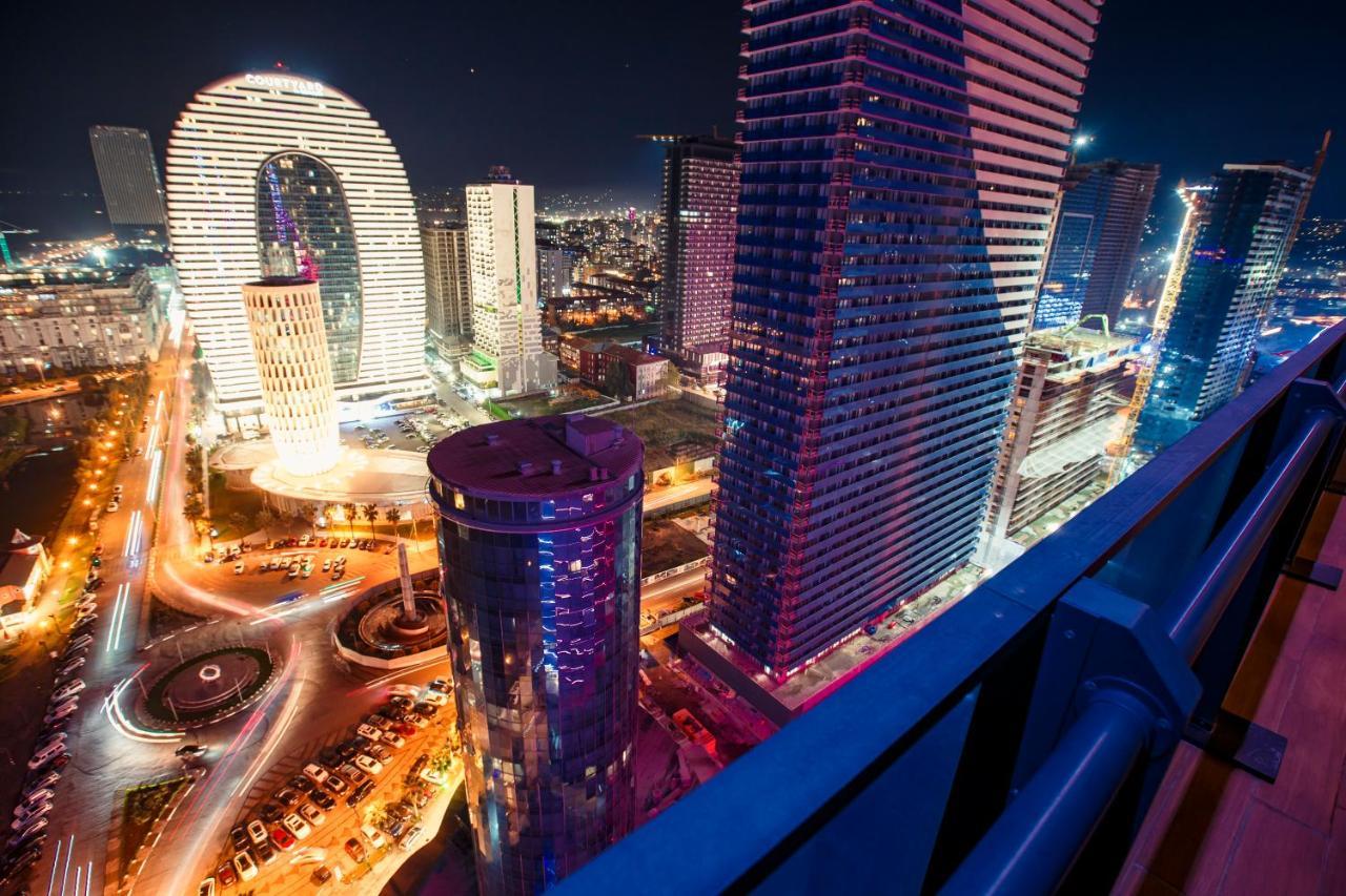 Orbi City Luxury Suite 巴统 外观 照片