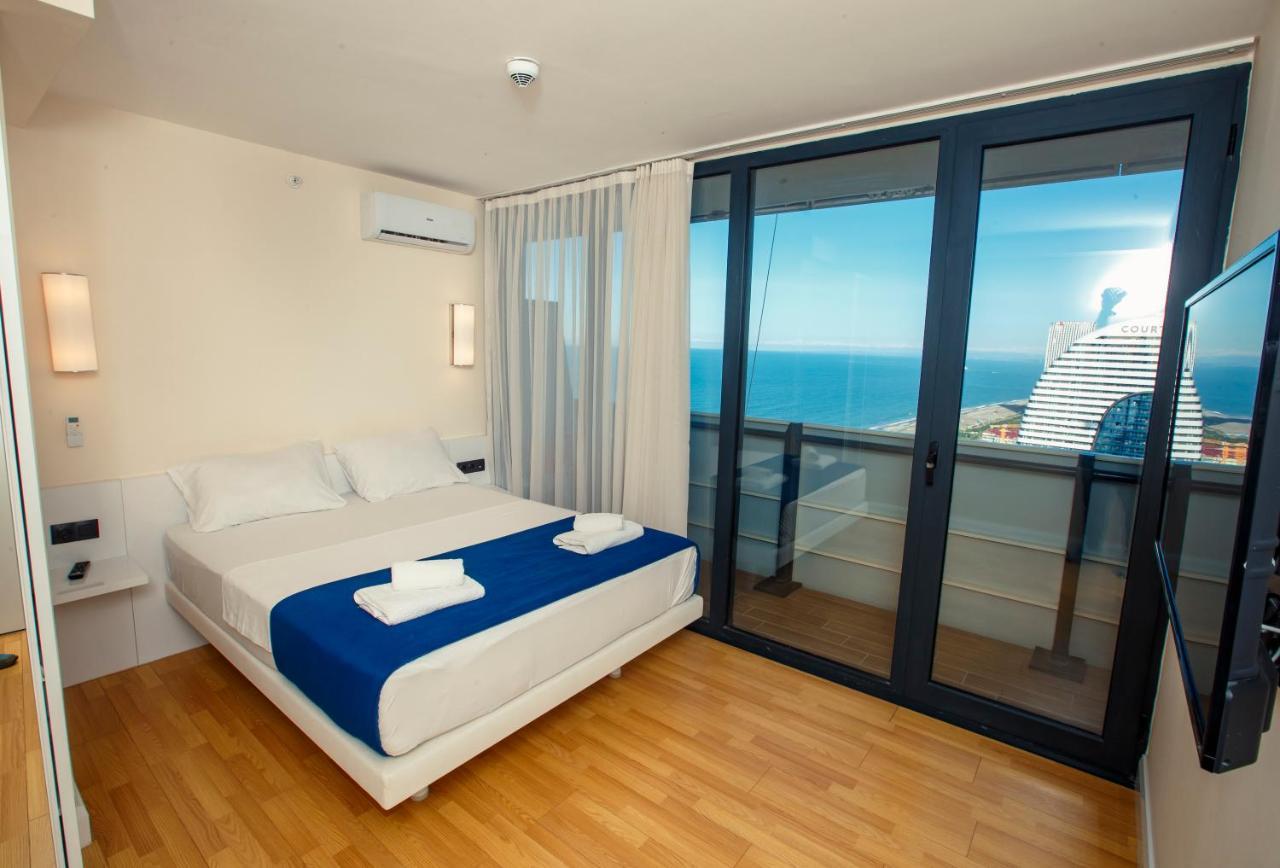 Orbi City Luxury Suite 巴统 外观 照片